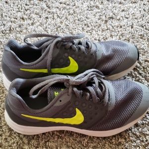 Nike size 4 boys shoes